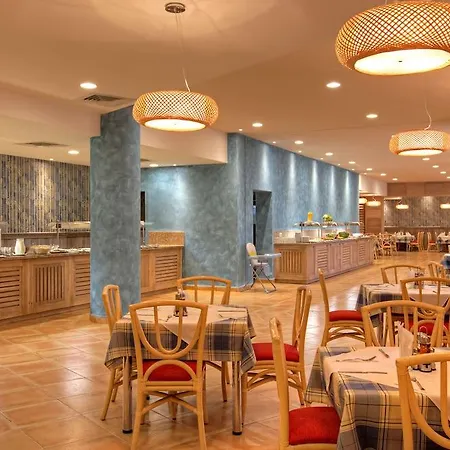 Four Points By Sheraton Sunny Otel 4*