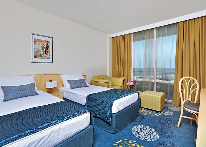 Four Points By Sheraton Sunny ساني بيتش