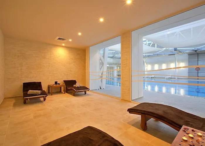 فندق Four Points By Sheraton Sunny