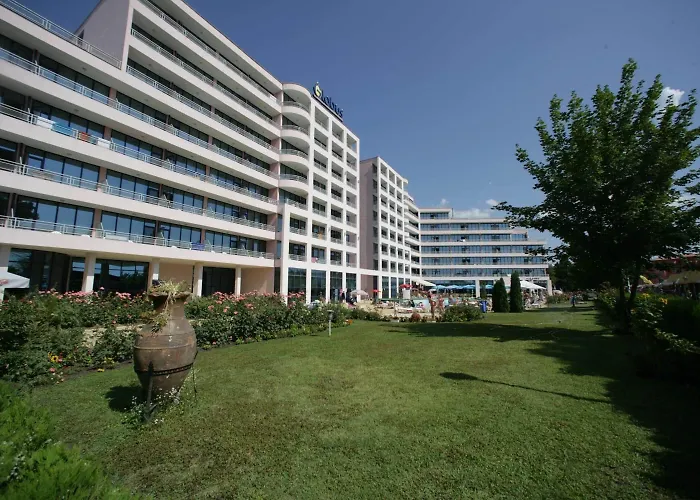 Four Points By Sheraton Sunny Hotel