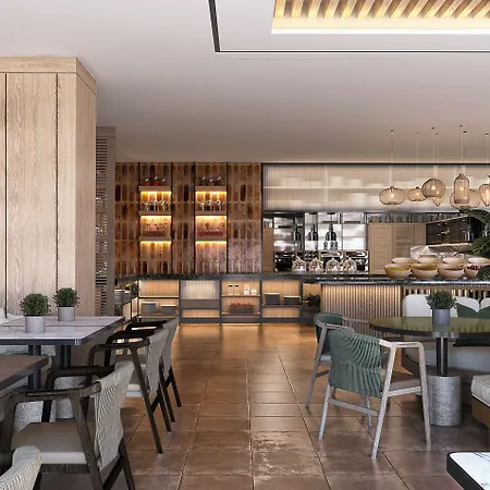 Four Points By Sheraton Sunny 4*