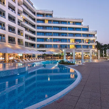 酒店 Four Points By Sheraton Sunny 4*
