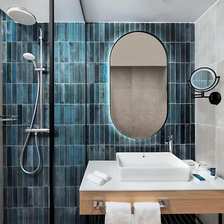 Hotell Four Points By Sheraton Sunny 4*