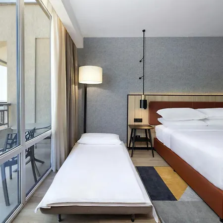 酒店 Four Points By Sheraton Sunny 4*