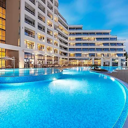 Four Points By Sheraton Sunny 4*