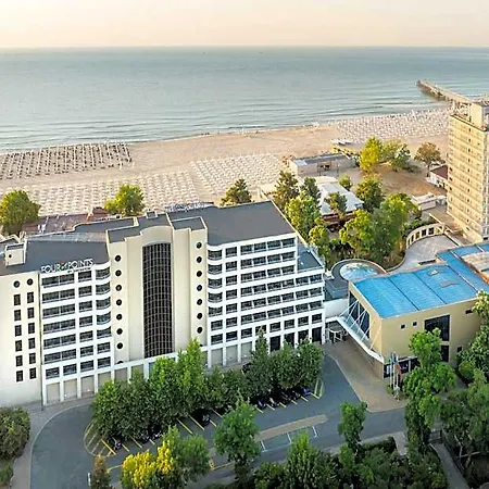 Отель Four Points By Sheraton Sunny 4*
