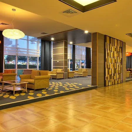 Готель Four Points By Sheraton Sunny