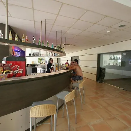 Four Points By Sheraton Sunny Hotel