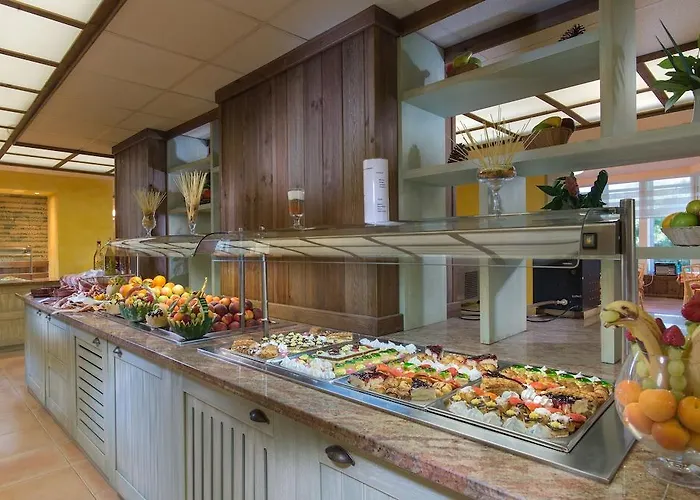 Four Points By Sheraton Sunny Szálloda