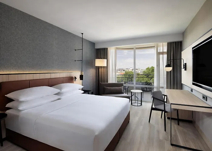 Four Points By Sheraton Sunny Szálloda 4*